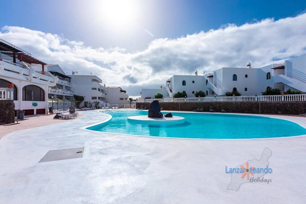 Vivienda Vacacional El Descanso Costa Teguise Esterno foto